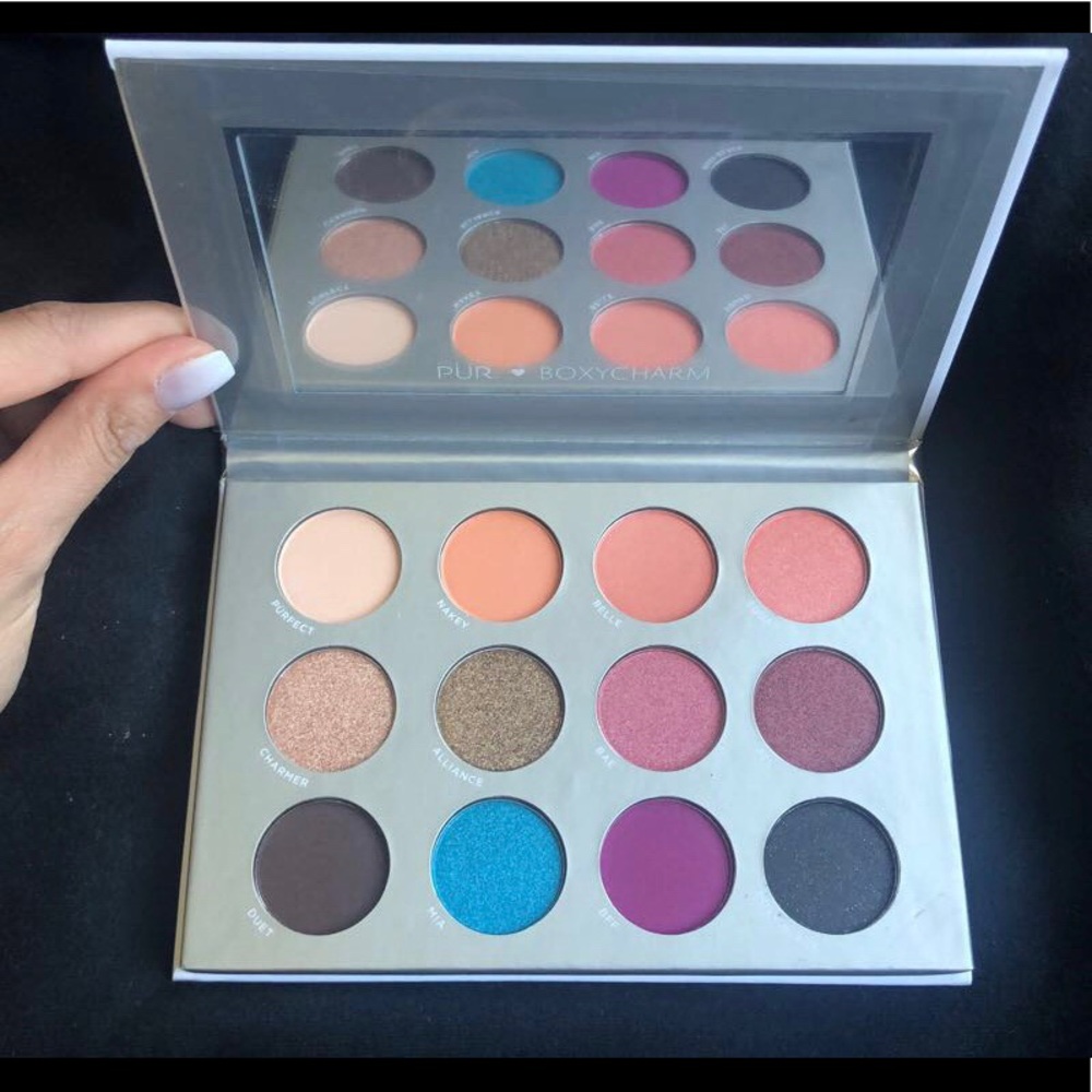 PÜR THE COMPLEXION AUTHORITY - EYESHADOW PALETTE